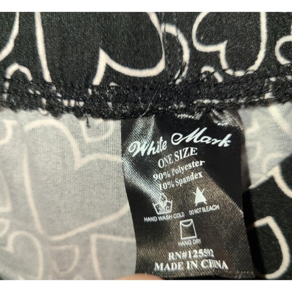 White Mark Women's Super Soft Black and White Hearts Leggings One Size Preowned - Picture 5 of 5